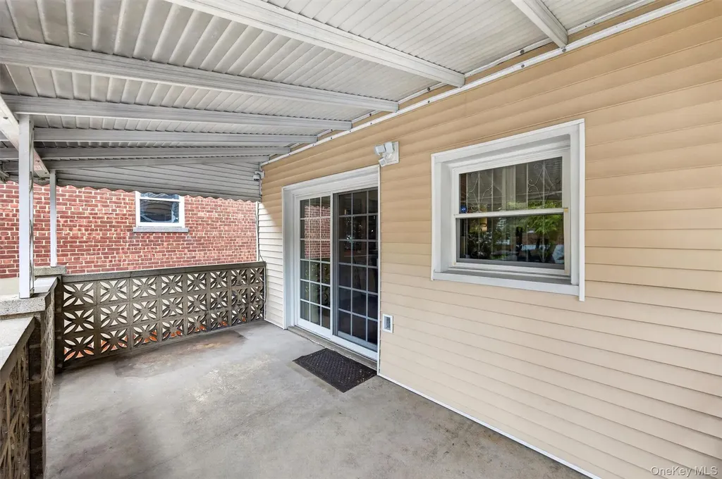 3215 Bruckner Boulevard Bronx NY 10461