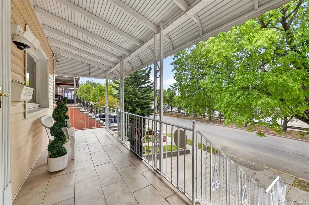 3215 Bruckner Boulevard Bronx NY 10461