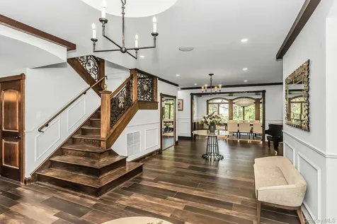91 Crescent Beach Road Glen Cove NY 11542
