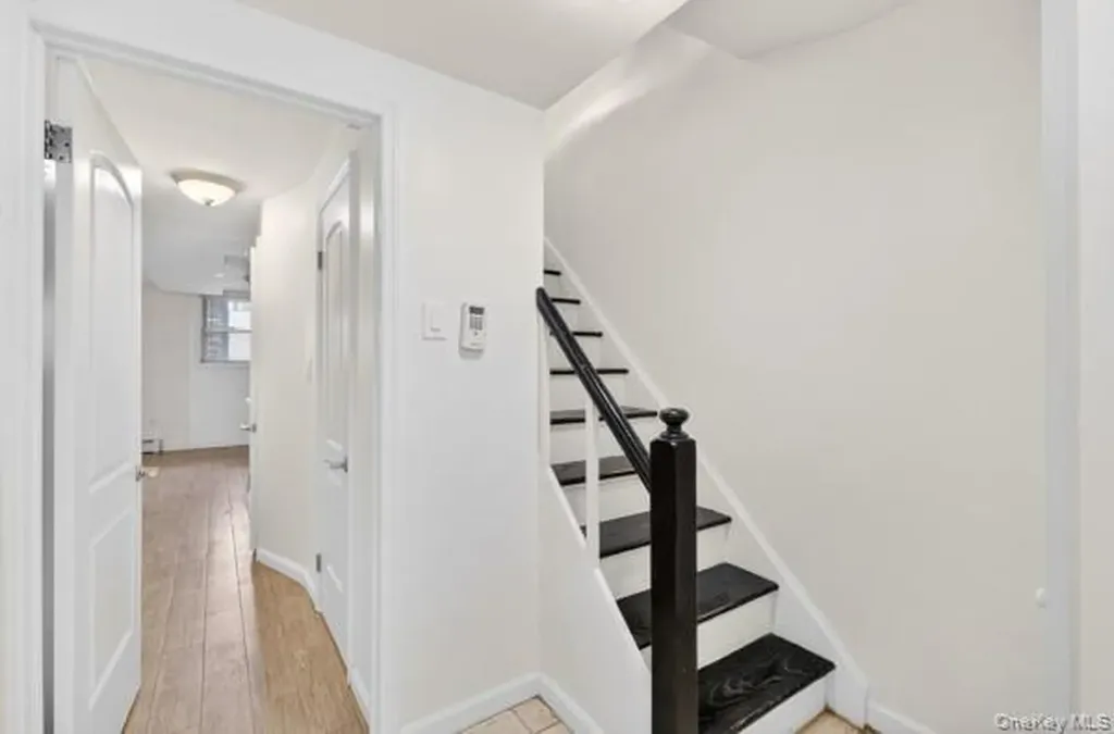 209-20 43rd Avenue Bayside NY 11361