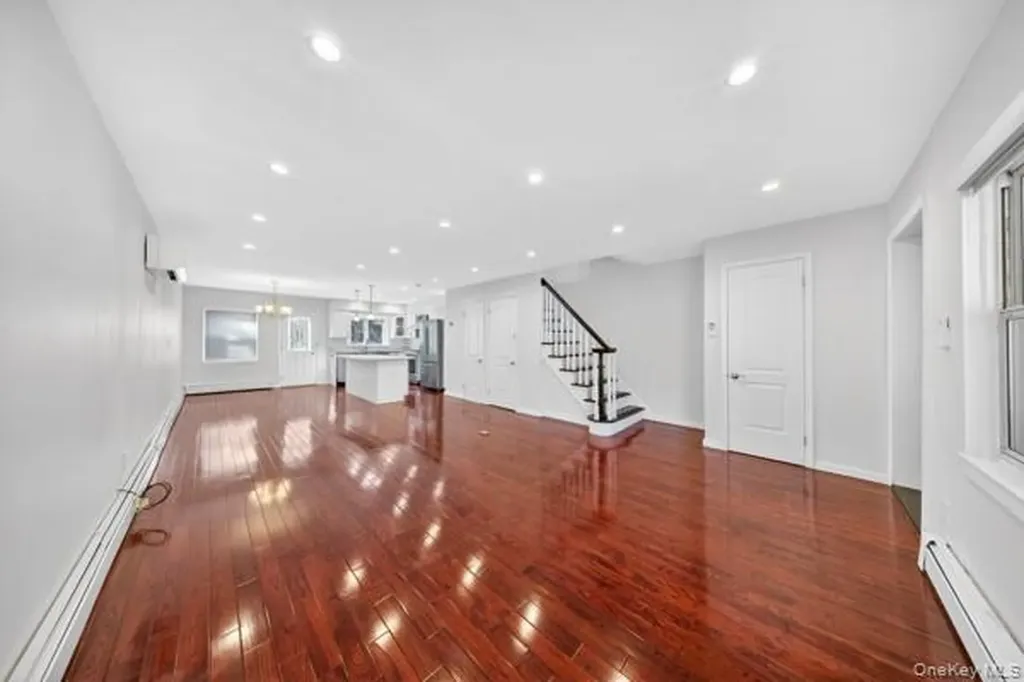 209-20 43rd Avenue Bayside NY 11361