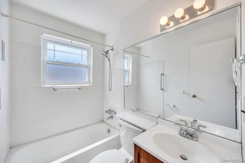 63 Fairharbor Drive Patchogue NY 11772