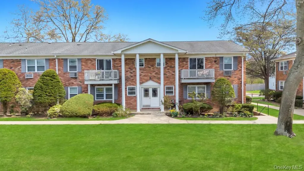 63 Fairharbor Drive Patchogue NY 11772