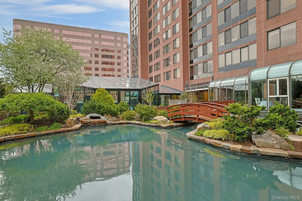 4 Martine White Plains NY 10606