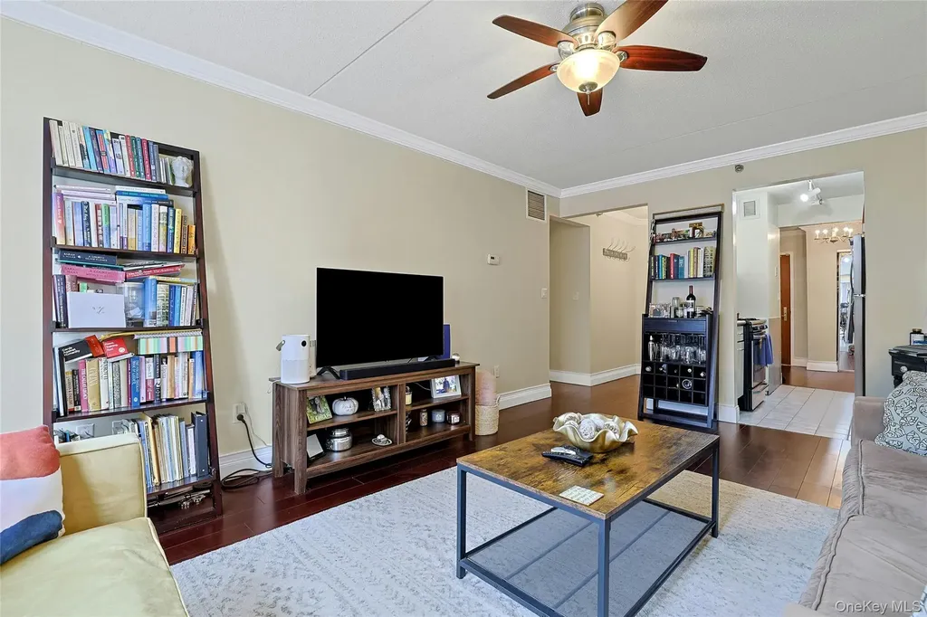 4 Martine White Plains NY 10606