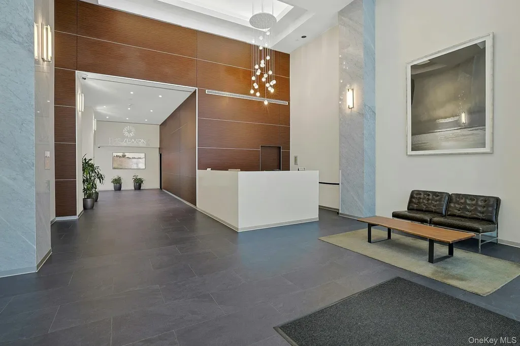 4 Martine White Plains NY 10606