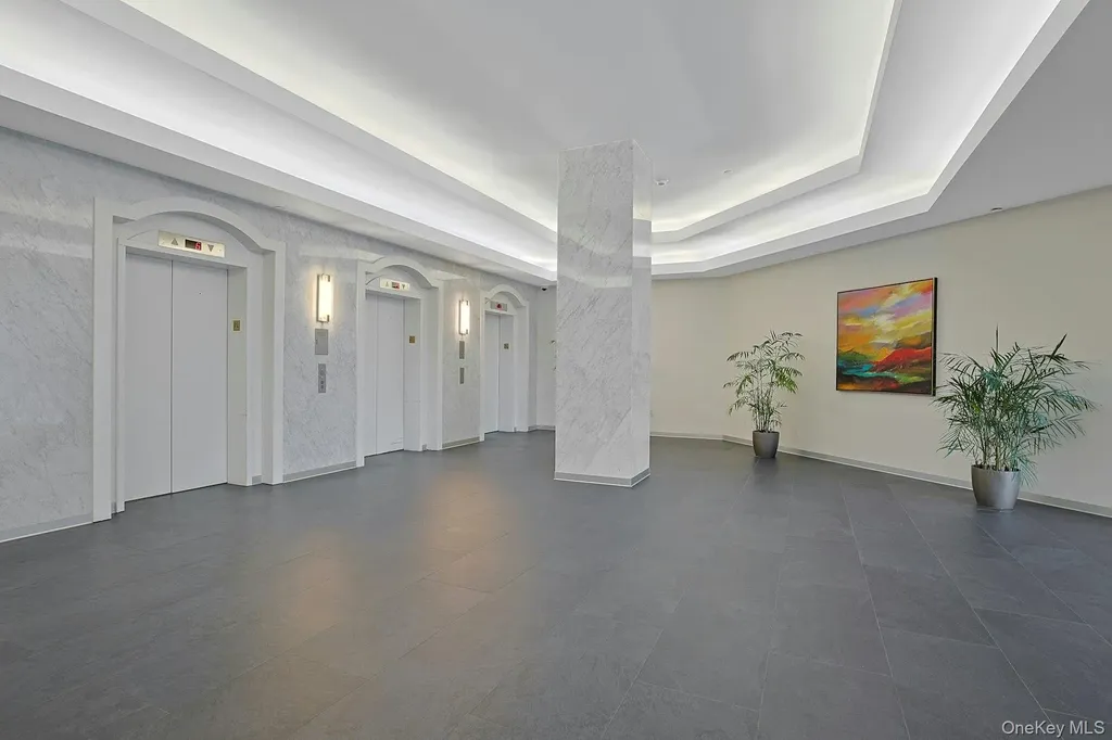 4 Martine White Plains NY 10606