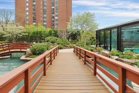 4 Martine White Plains NY 10606