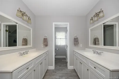 25 Evergreen Avenue Poughkeepsie NY 12601