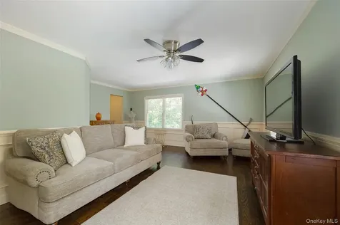 25 Evergreen Avenue Poughkeepsie NY 12601