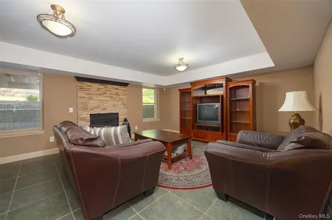 25 Evergreen Avenue Poughkeepsie NY 12601
