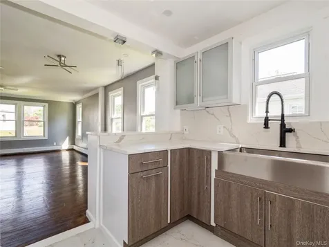 34 Woodland Avenue Poughkeepsie NY 12603