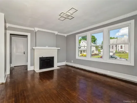 34 Woodland Avenue Poughkeepsie NY 12603
