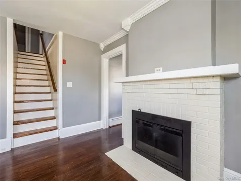 34 Woodland Avenue Poughkeepsie NY 12603
