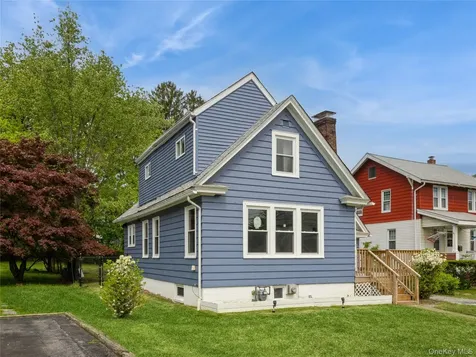 34 Woodland Avenue Poughkeepsie NY 12603