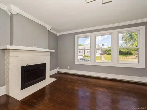 34 Woodland Avenue Poughkeepsie NY 12603