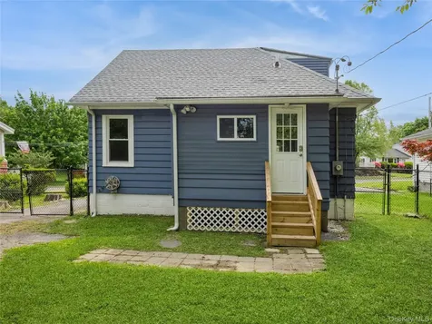 34 Woodland Avenue Poughkeepsie NY 12603