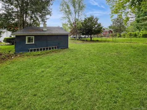 34 Woodland Avenue Poughkeepsie NY 12603