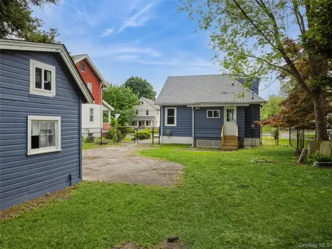 34 Woodland Avenue Poughkeepsie NY 12603