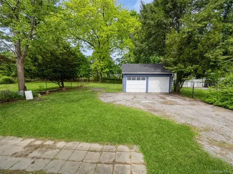 34 Woodland Avenue Poughkeepsie NY 12603