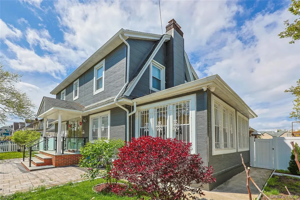 32-02 Murray Lane Flushing NY 11354