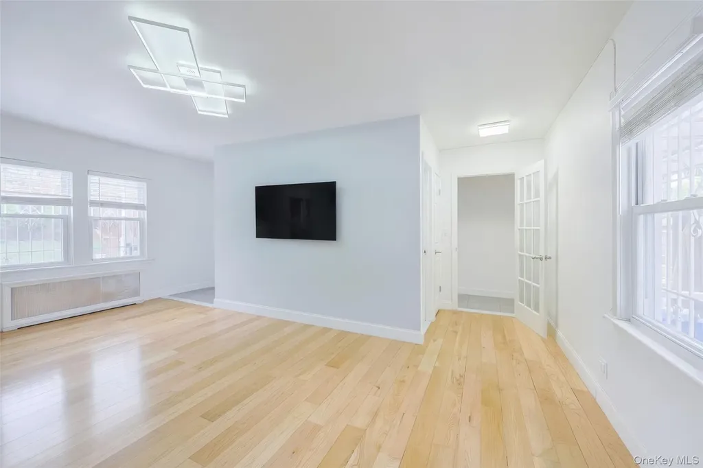 32-02 Murray Lane Flushing NY 11354