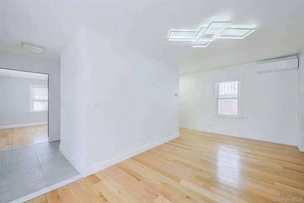 32-02 Murray Lane Flushing NY 11354