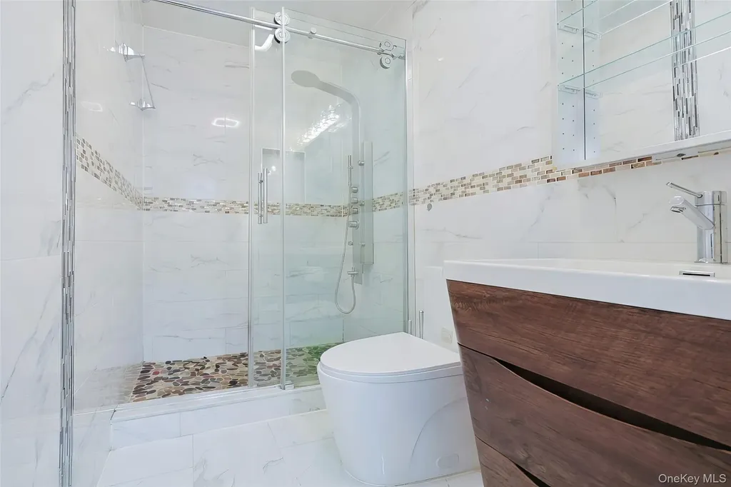 32-02 Murray Lane Flushing NY 11354