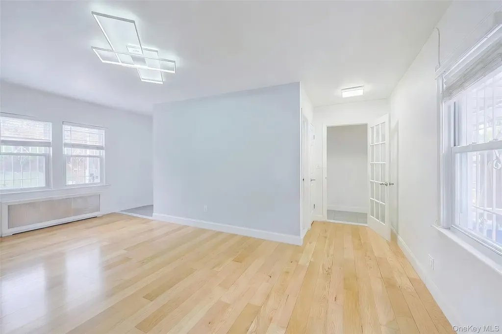 32-02 Murray Lane Flushing NY 11354
