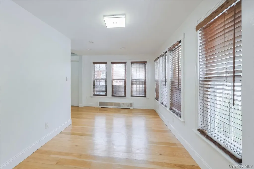 32-02 Murray Lane Flushing NY 11354