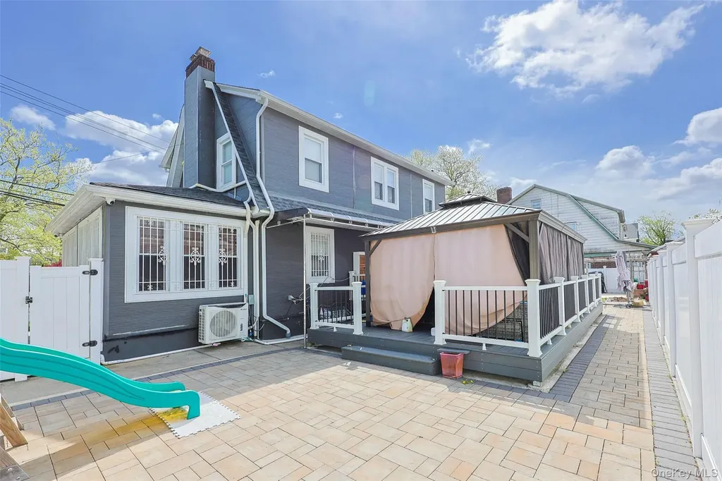 32-02 Murray Lane Flushing NY 11354