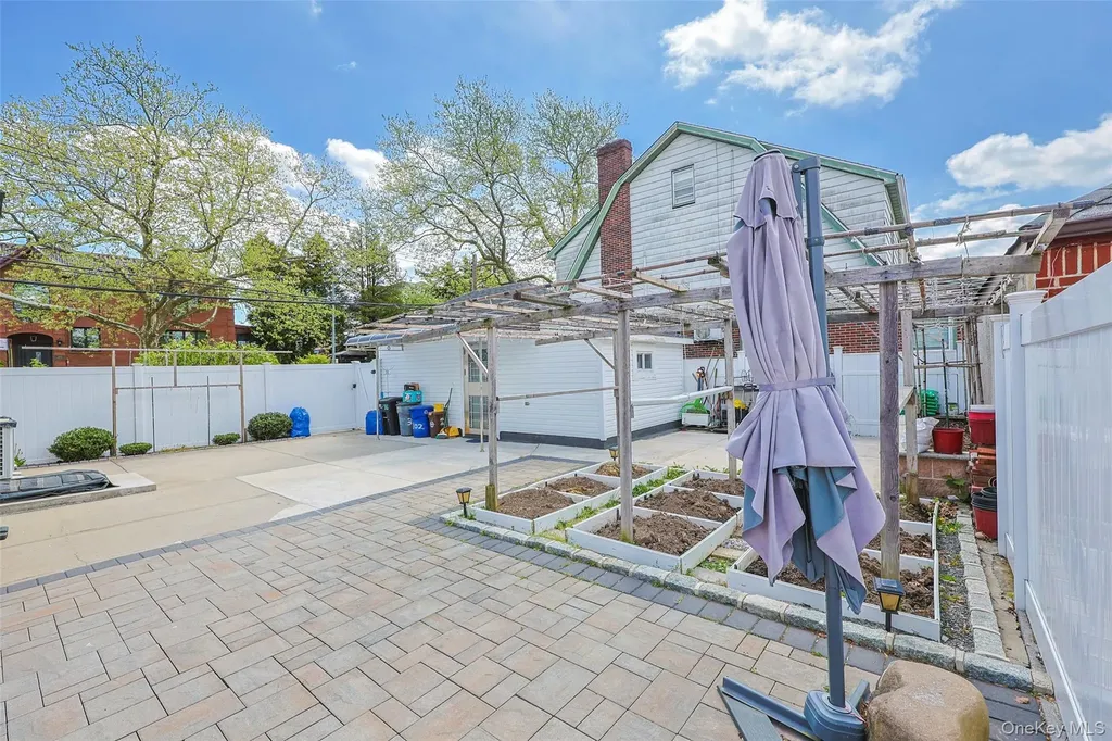 32-02 Murray Lane Flushing NY 11354