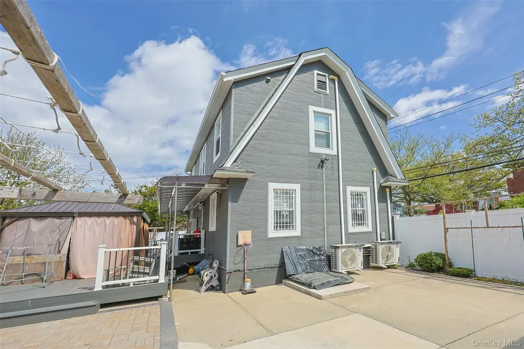 32-02 Murray Lane Flushing NY 11354