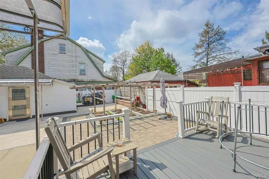 32-02 Murray Lane Flushing NY 11354