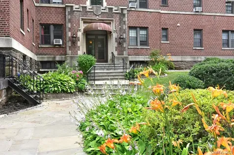 622 Pelhamdale Avenue Pelham NY 10803