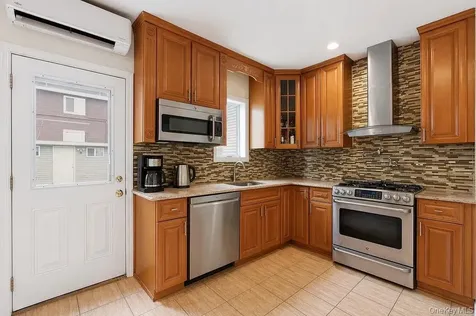 550 Cross Bay Boulevard Broad Channel NY 11693