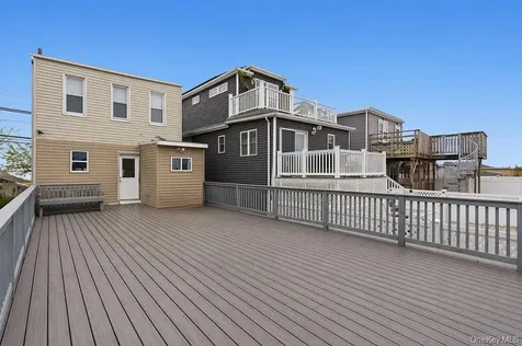 550 Cross Bay Boulevard Broad Channel NY 11693