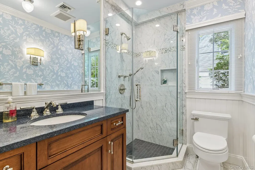 1442 Stevenson Circle Hewlett NY 11557