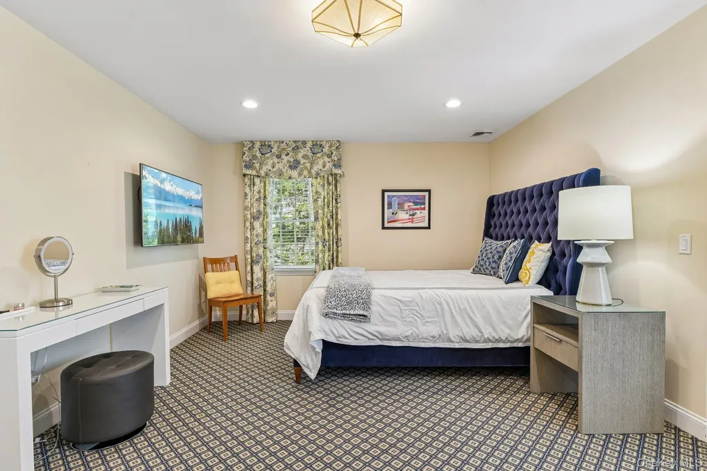 1442 Stevenson Circle Hewlett NY 11557