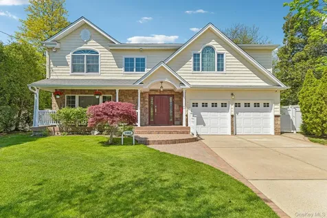 1442 Stevenson Circle Hewlett NY 11557