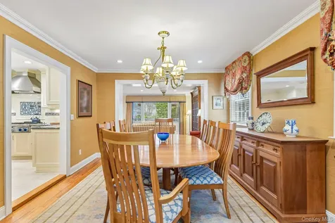 1442 Stevenson Circle Hewlett NY 11557