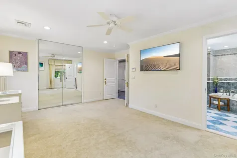 1442 Stevenson Circle Hewlett NY 11557