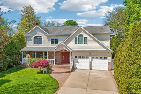 1442 Stevenson Circle Hewlett NY 11557