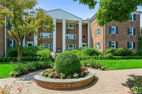 1833 Palmer Avenue Larchmont NY 10538