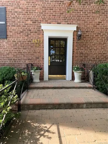 1833 Palmer Avenue Larchmont NY 10538