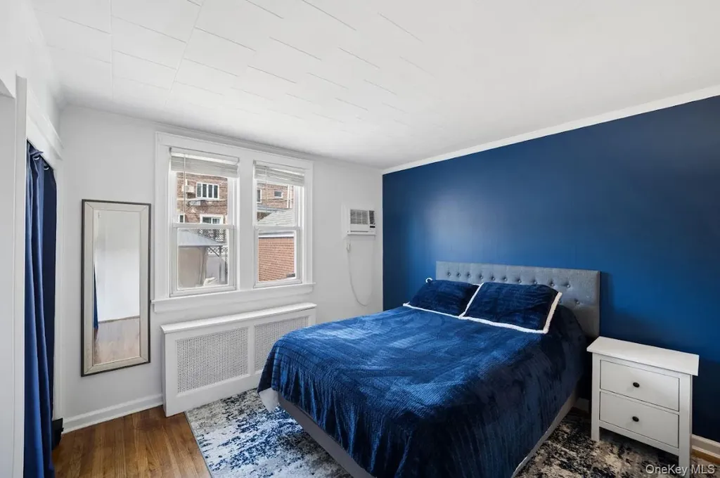60-56 69th Lane Maspeth NY 11378