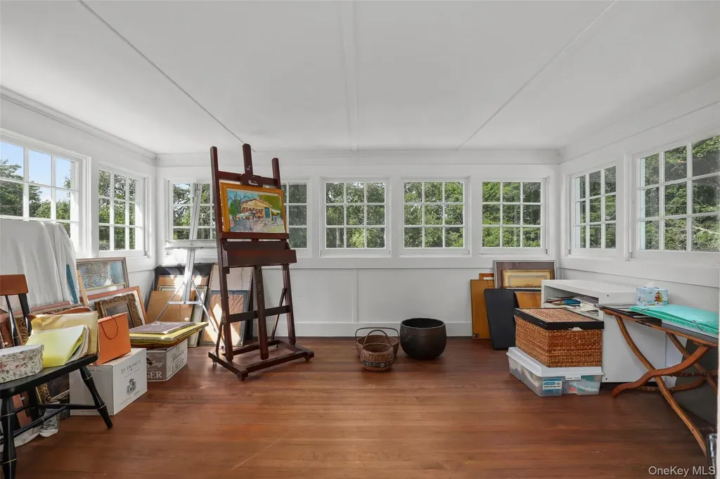 328 Mclain Street Bedford Hills NY 10507