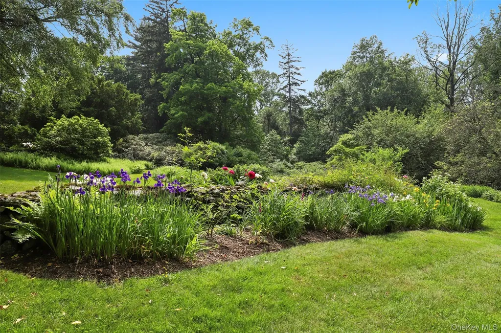 328 Mclain Street Bedford Hills NY 10507