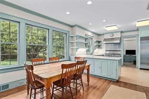 328 Mclain Street Bedford Hills NY 10507