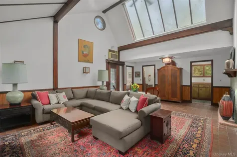 328 Mclain Street Bedford Hills NY 10507